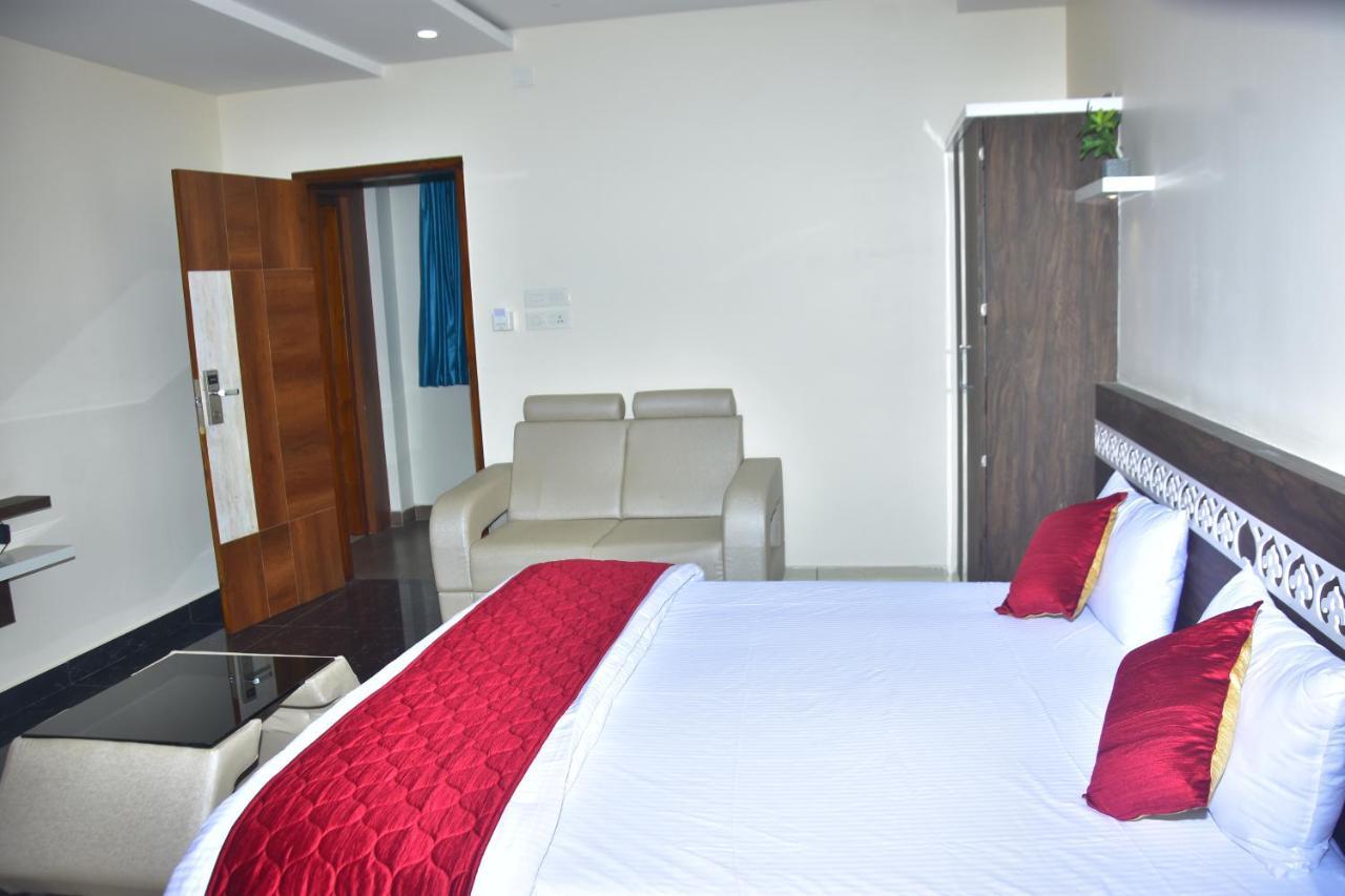 Pagadala Grand Residency Hotel Bapatla Luaran gambar